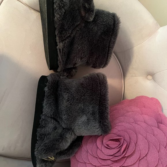 Kate Spade Bethie faux fur Rabbit Bunny Slippers size 8 **PLEASE READ** - Picture 8 of 13